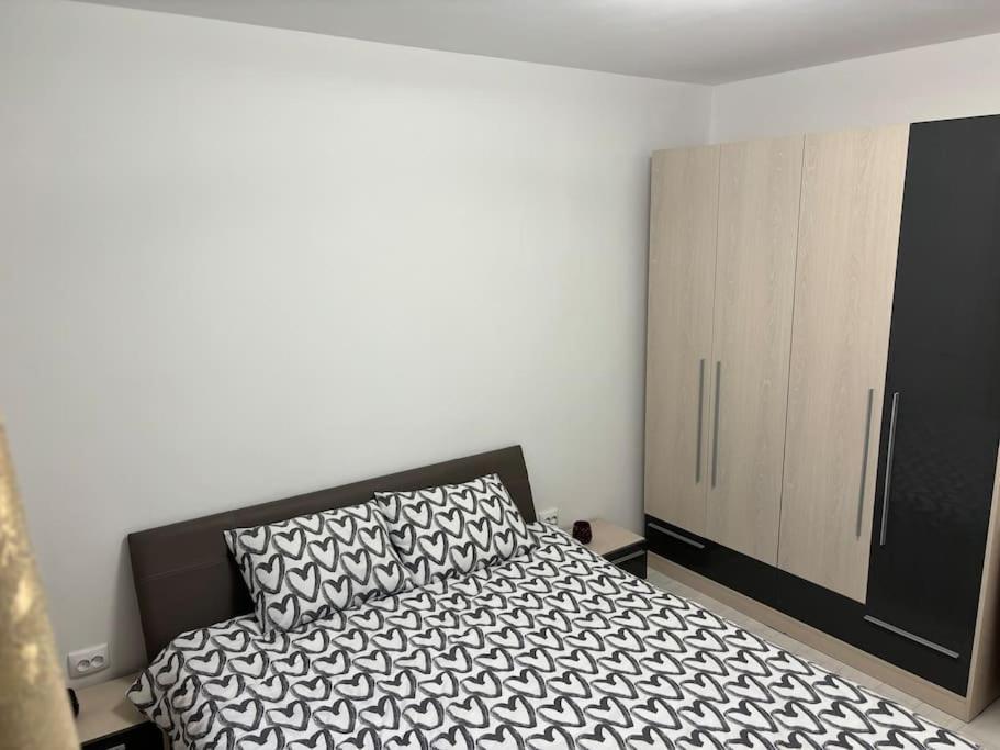 3 Camere Decomandat Bucareste Exterior foto